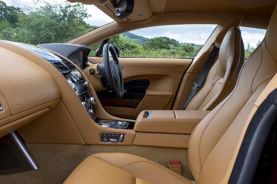 Интерьер Aston Martin Rapide S 2013 года  (UK) (фото 28 из 36)